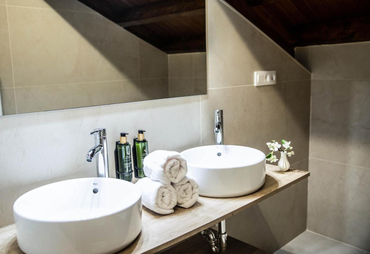 Hotel Penas Blancas Liano Екстер'єр фото
