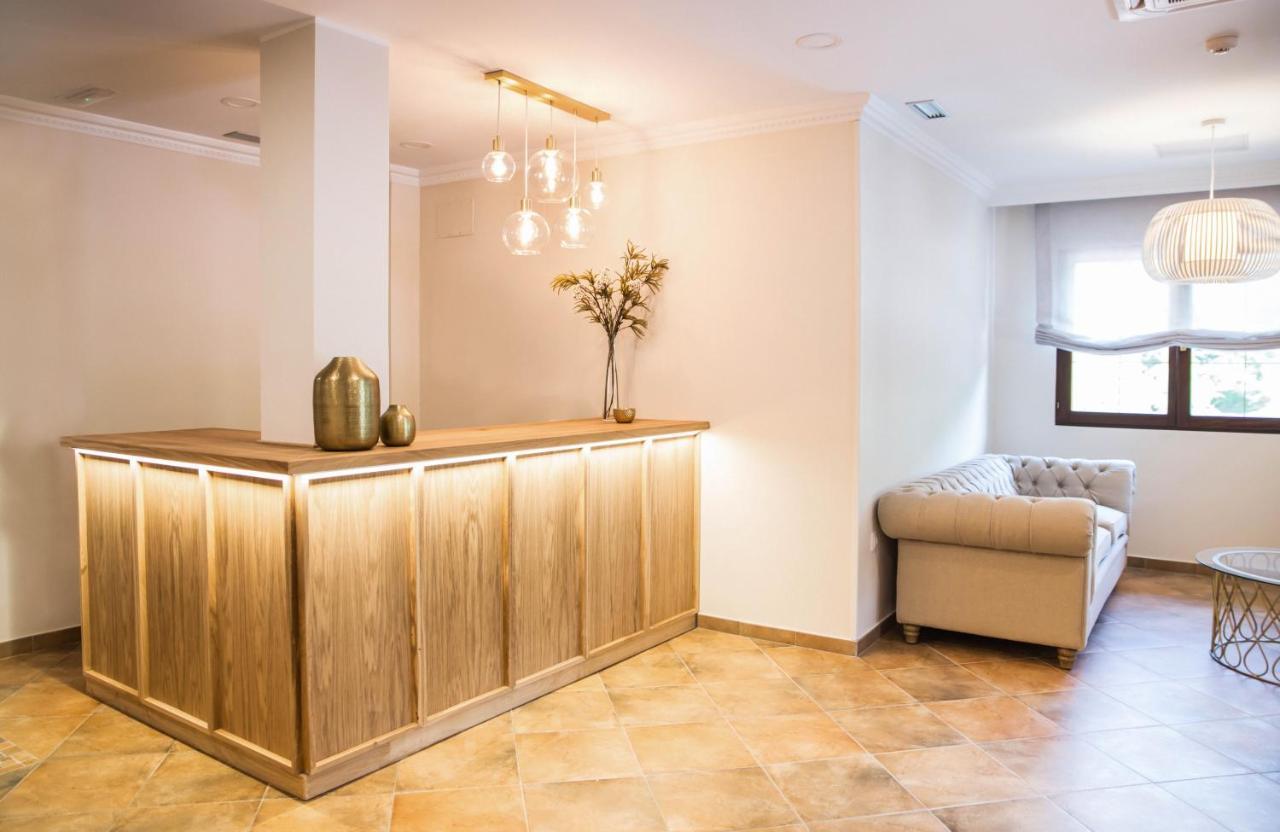 Hotel Penas Blancas Liano Екстер'єр фото